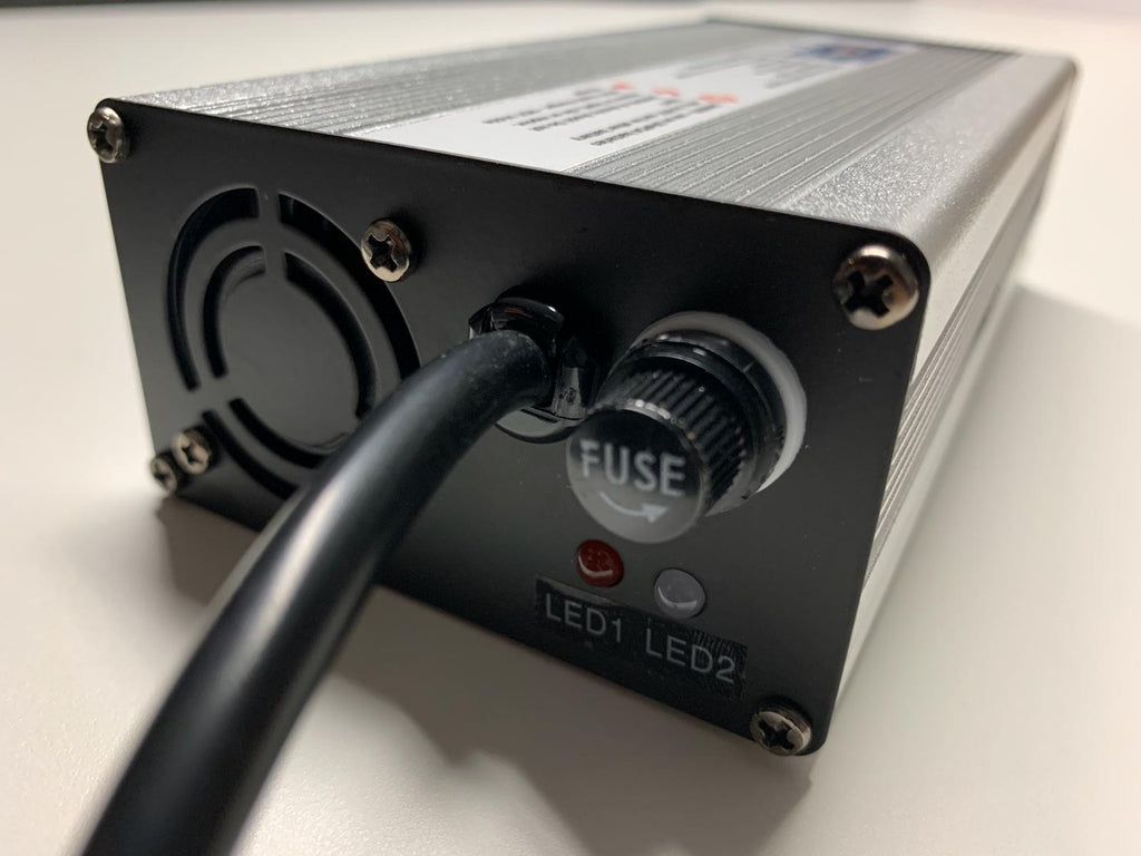 Deadweight Industries 10-Amp Lithium Rapid Charger